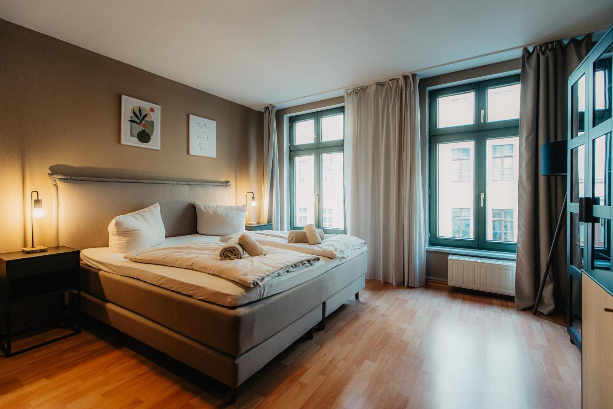 Luga Homes - Karli Leipzig Rom bilde
