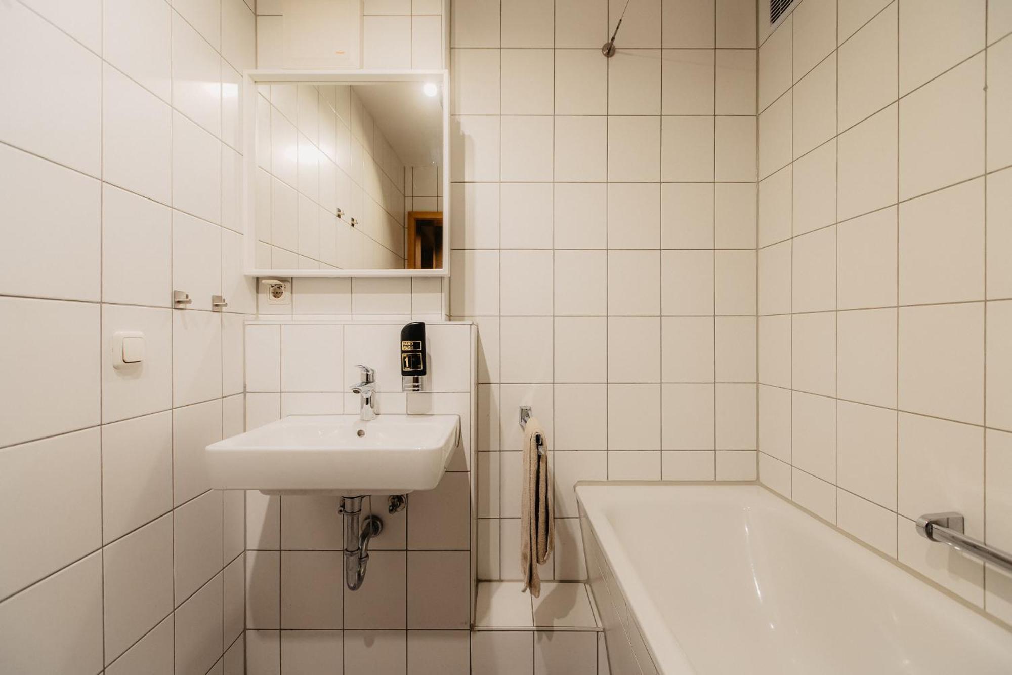Luga Homes - Karli Leipzig Rom bilde